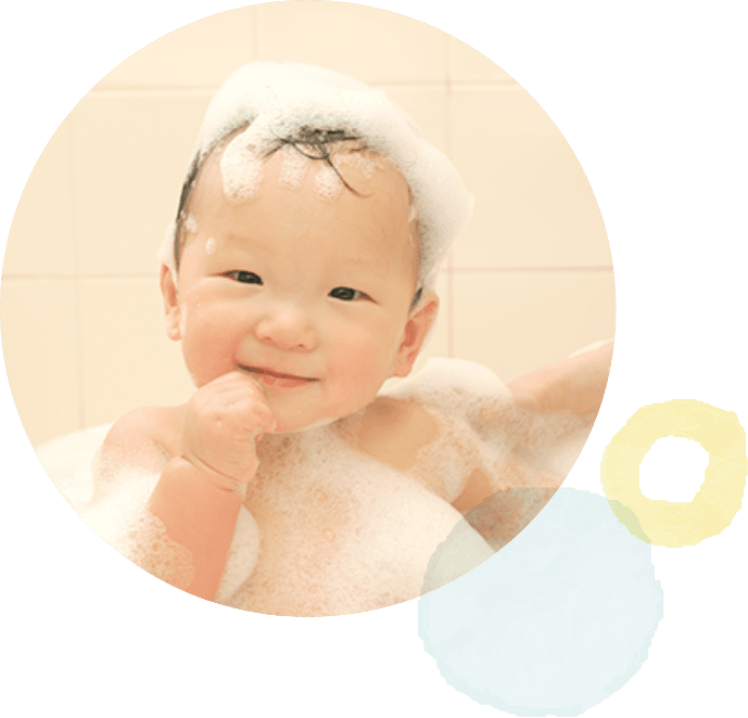 画像：入浴中の赤ちゃん